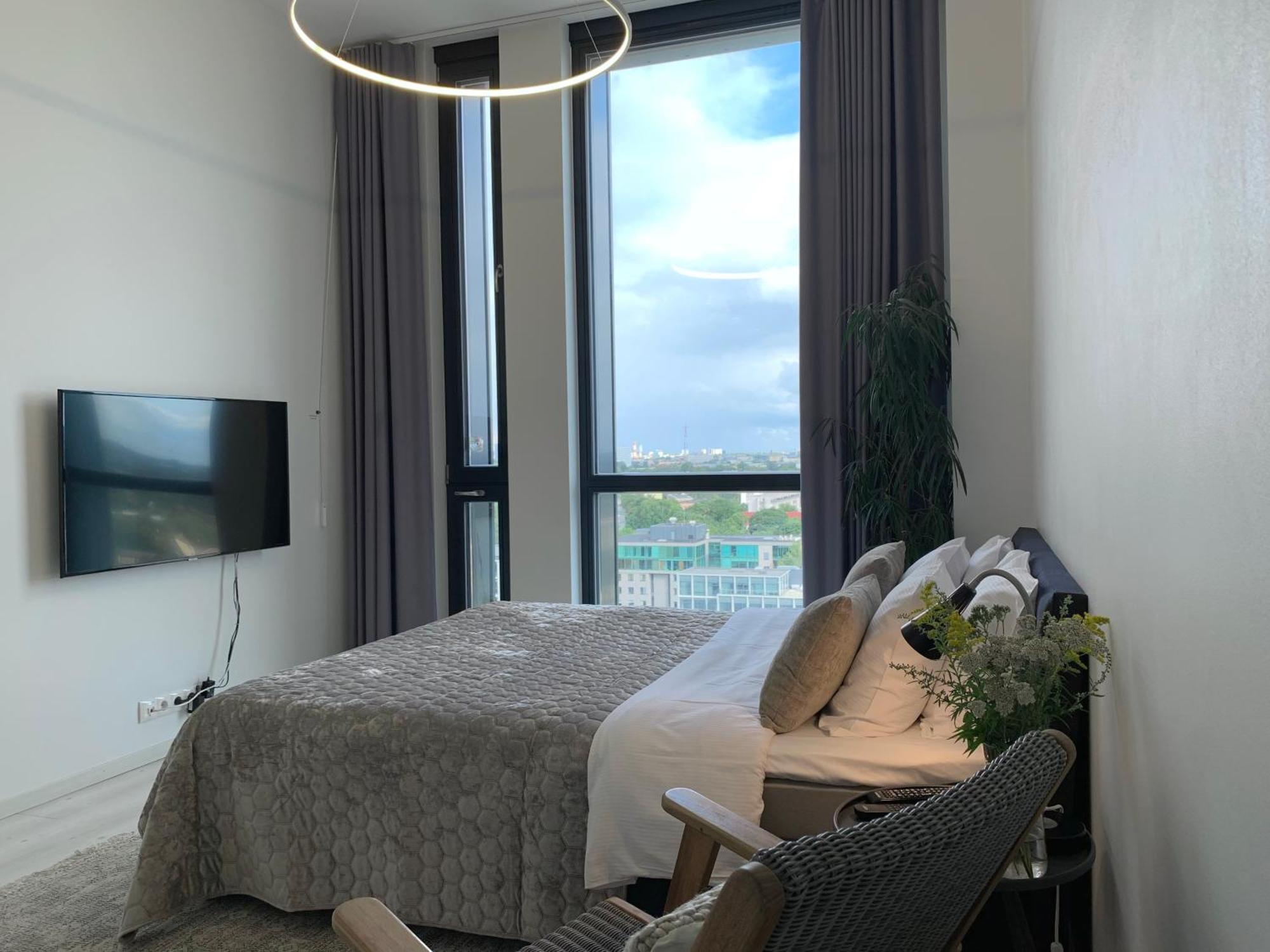 Orange Apartments Tower & Free Parking تالين المظهر الخارجي الصورة