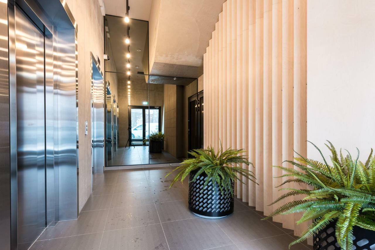 Orange Apartments Tower & Free Parking تالين المظهر الخارجي الصورة